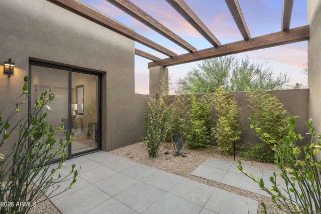 10354 E CELESTIAL Drive, Scottsdale, AZ 85262