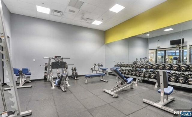 7002 JFK Blvd E 38B, Guttenberg, NJ 07093