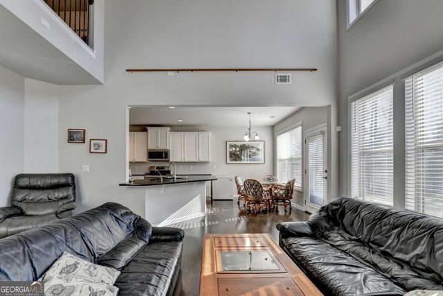 1909 Lakeview Bend Way, Buford, GA 30519