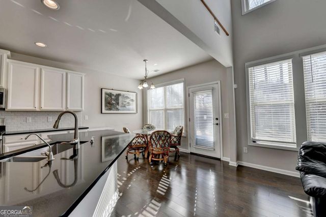 1909 Lakeview Bend Way, Buford, GA 30519