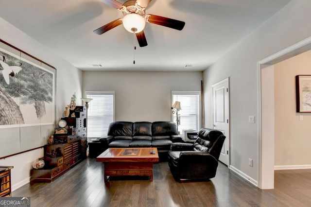 1909 Lakeview Bend Way, Buford, GA 30519