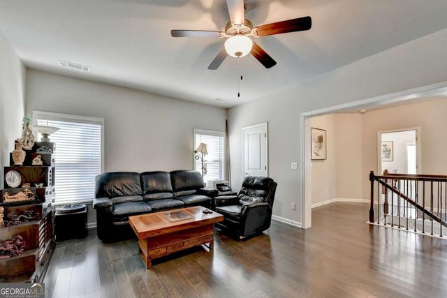 1909 Lakeview Bend Way, Buford, GA 30519