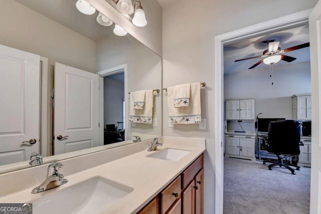 1909 Lakeview Bend Way, Buford, GA 30519