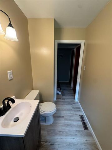 806 N 81st Terrace, Kansas City, KS 66112