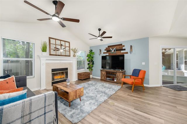 1015 NW 89TH DRIVE, Gainesville, FL 32606