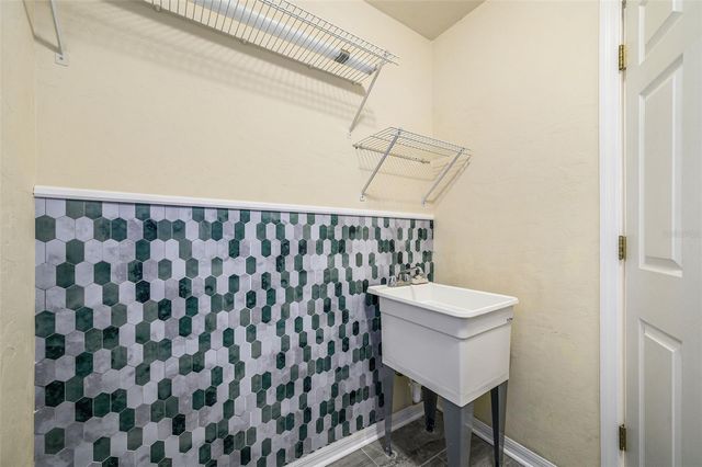 1015 NW 89TH DRIVE, Gainesville, FL 32606