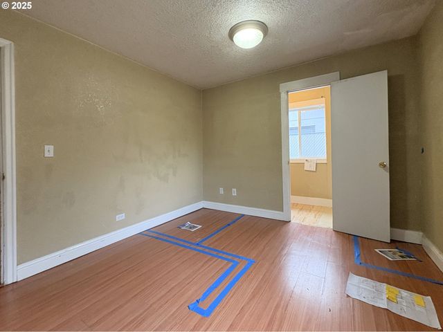 12305 Sw 7TH St, Beaverton, OR 97005