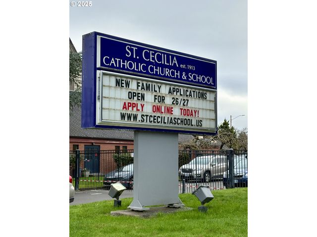 12305 Sw 7TH St, Beaverton, OR 97005