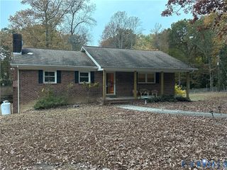 9212 Gibson Dr, Sutherland, VA 23885