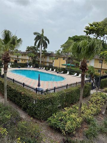 5156 NE 6th Ave 224, Oakland Park, FL 33334