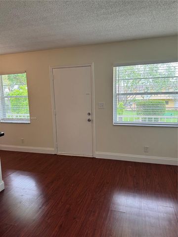 5156 NE 6th Ave 224, Oakland Park, FL 33334