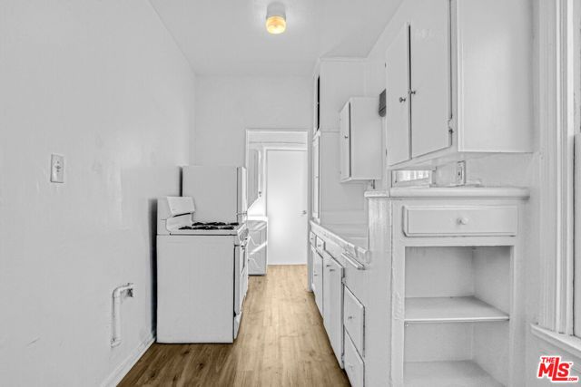 1716 Magnolia Avenue, Los Angeles, CA 90006