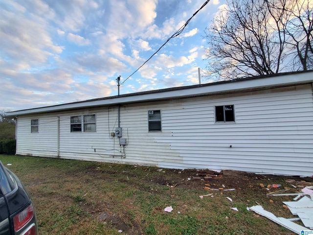 2408 LAWN AVENUE SW, Birmingham, AL 35211