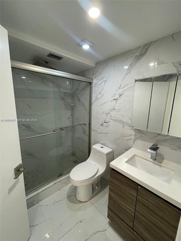 8290 Lake Dr 427, Doral, FL 33166