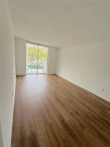 482 NW 165th St Rd A-307, Miami, FL 33169