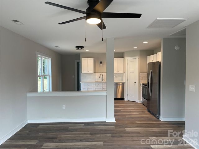 163 W Pine Street, Norwood, NC 28128