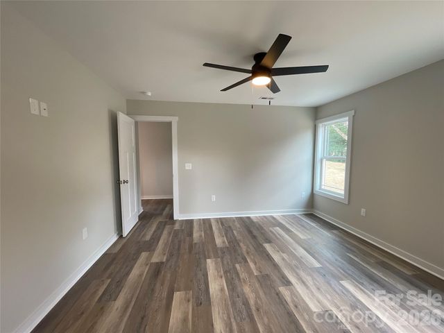 163 W Pine Street, Norwood, NC 28128