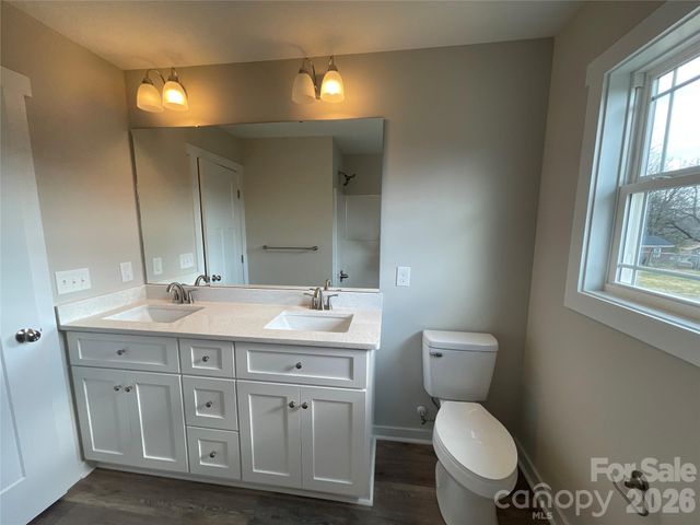 163 W Pine Street, Norwood, NC 28128