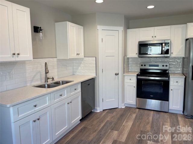 163 W Pine Street, Norwood, NC 28128