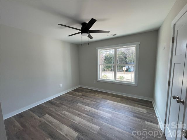 163 W Pine Street, Norwood, NC 28128