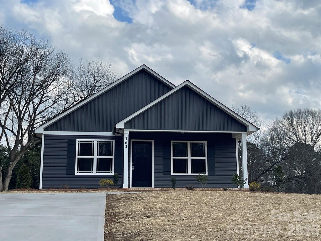 163 W Pine Street, Norwood, NC 28128