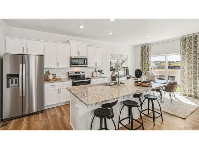 6122 Alpine Ridge Dr, Colorado Springs, CO 80925