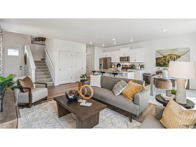 6122 Alpine Ridge Dr, Colorado Springs, CO 80925