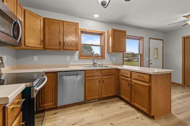 E2041 MEADOWLARK LANE, Waupaca, WI 54981