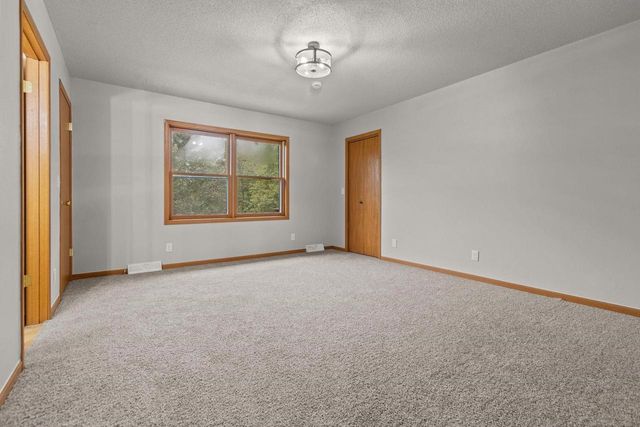 E2041 MEADOWLARK LANE, Waupaca, WI 54981