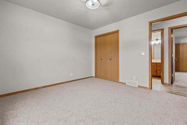 E2041 MEADOWLARK LANE, Waupaca, WI 54981