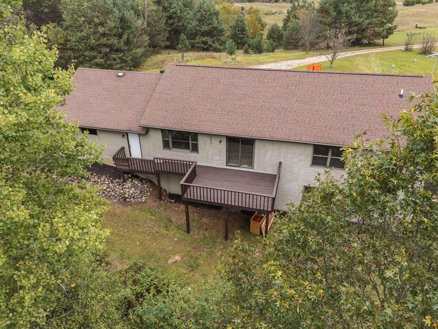 E2041 MEADOWLARK LANE, Waupaca, WI 54981