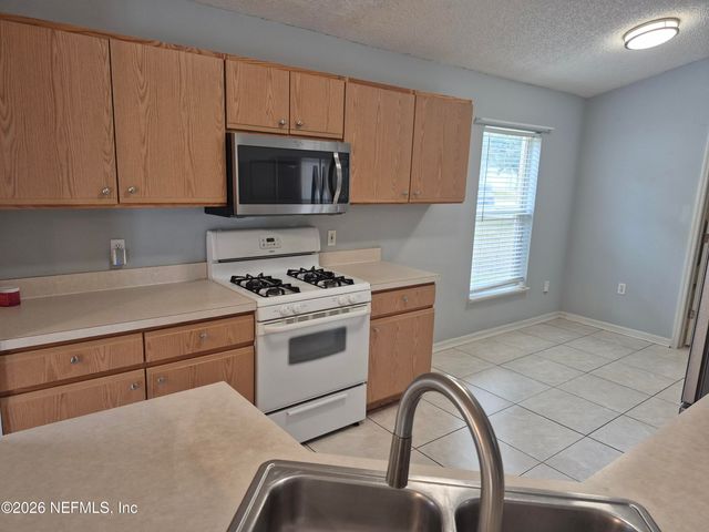 1945 MILLINGTON Lane, Jacksonville, FL 32246