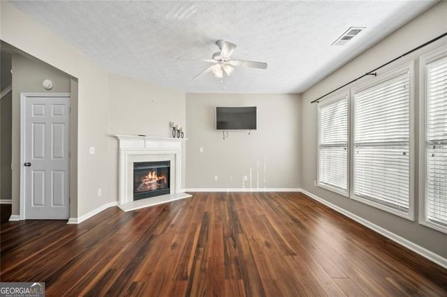 6066 Allpoint Way, Fairburn, GA 30213