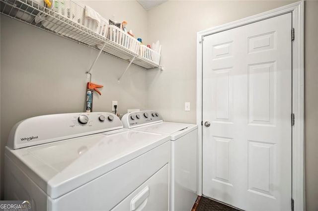 6066 Allpoint Way, Fairburn, GA 30213