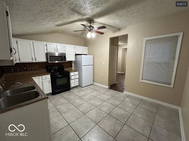 1605 Spruce Street, Indianapolis, IN 46203