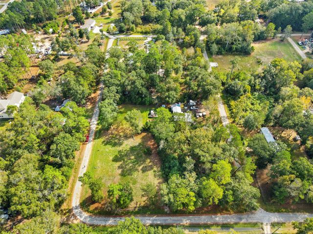 93 County Road 3478, Cleveland, TX 77327