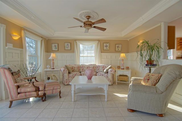 4 Spring Lane, Eliot, ME 03903