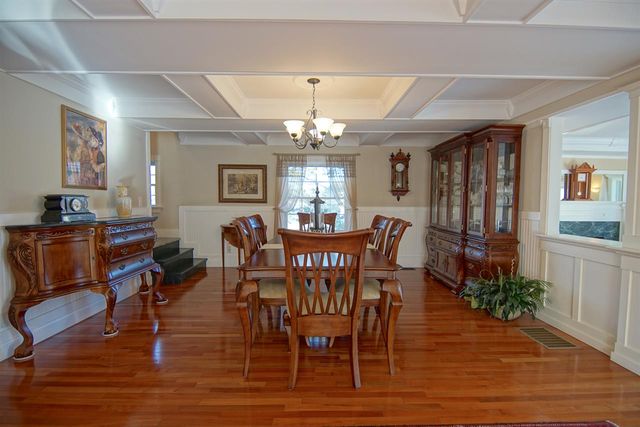 4 Spring Lane, Eliot, ME 03903
