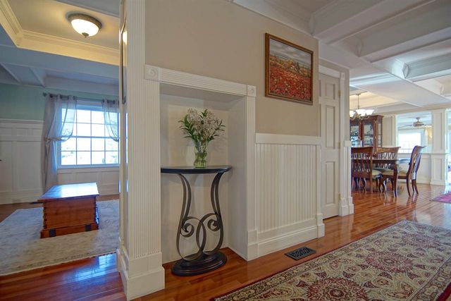 4 Spring Lane, Eliot, ME 03903