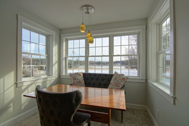 4 Spring Lane, Eliot, ME 03903