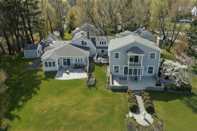 4 Spring Lane, Eliot, ME 03903
