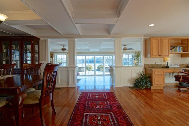 4 Spring Lane, Eliot, ME 03903