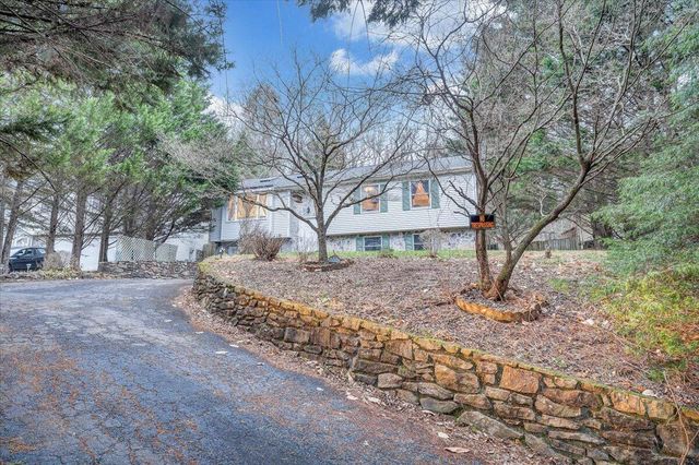 2720 Grandin RD, Roanoke, VA 24015