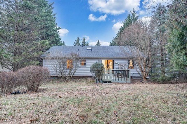 2720 Grandin RD, Roanoke, VA 24015