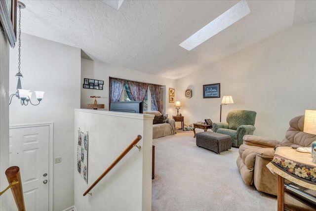 2720 Grandin RD, Roanoke, VA 24015