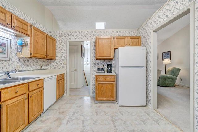 2720 Grandin RD, Roanoke, VA 24015