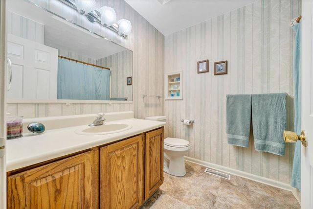 2720 Grandin RD, Roanoke, VA 24015