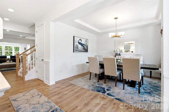 15611 Walnut Hill Drive, Charlotte, NC 28278