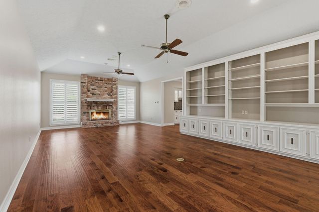 3110 Chippers Crossing, Montgomery, TX 77356