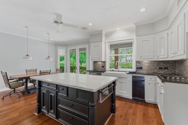 3110 Chippers Crossing, Montgomery, TX 77356